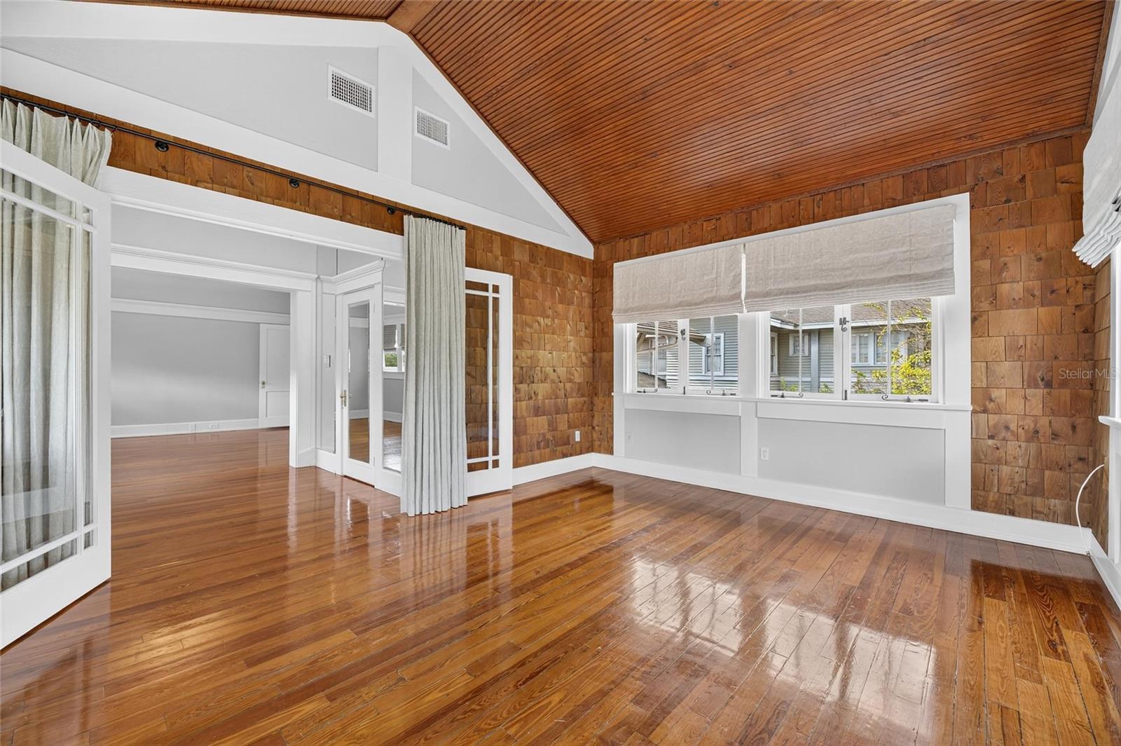 Image 70 of 100 For 3003 Harbor View Ave Avenue