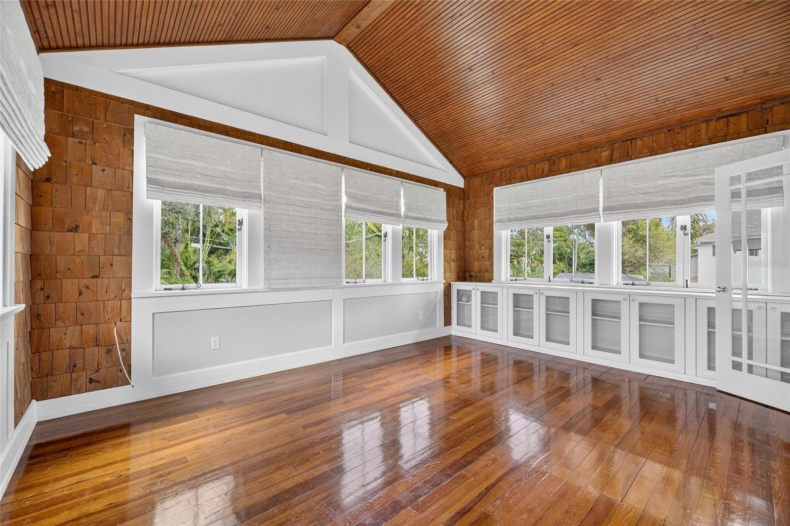 Image 71 of 100 For 3003 Harbor View Ave Avenue