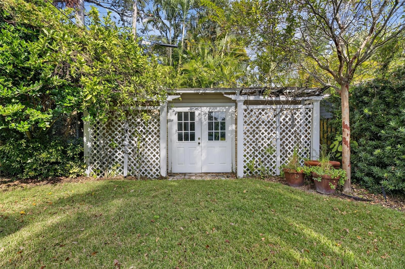 Image 85 of 100 For 3003 Harbor View Ave Avenue