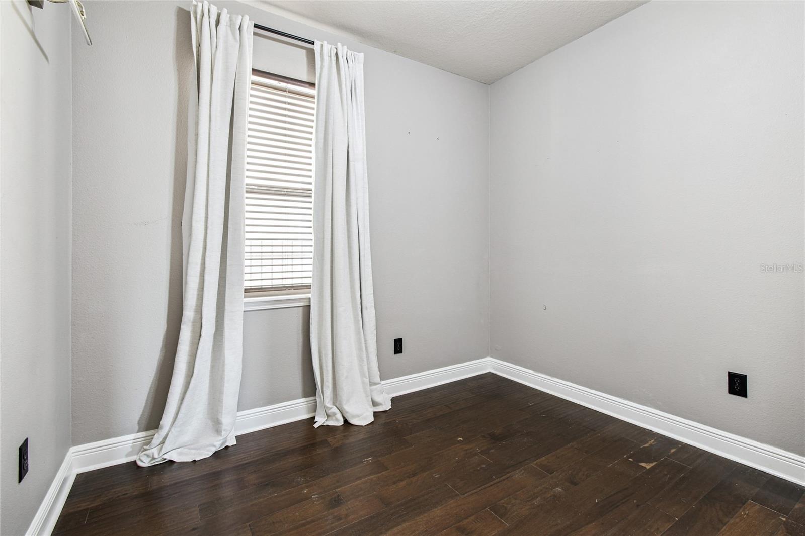 Image 32 of 63 For 6014 Sweet Birch Drive