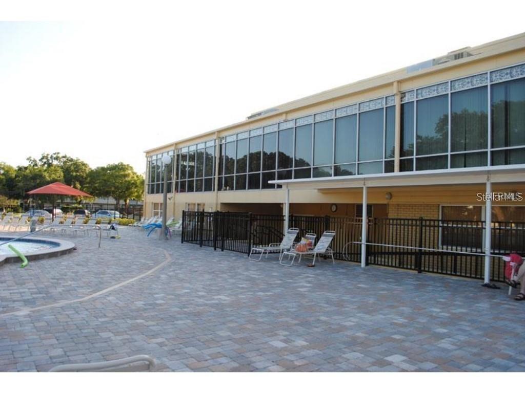 Image 35 of 65 For 2456 Ecuadorian Way 46