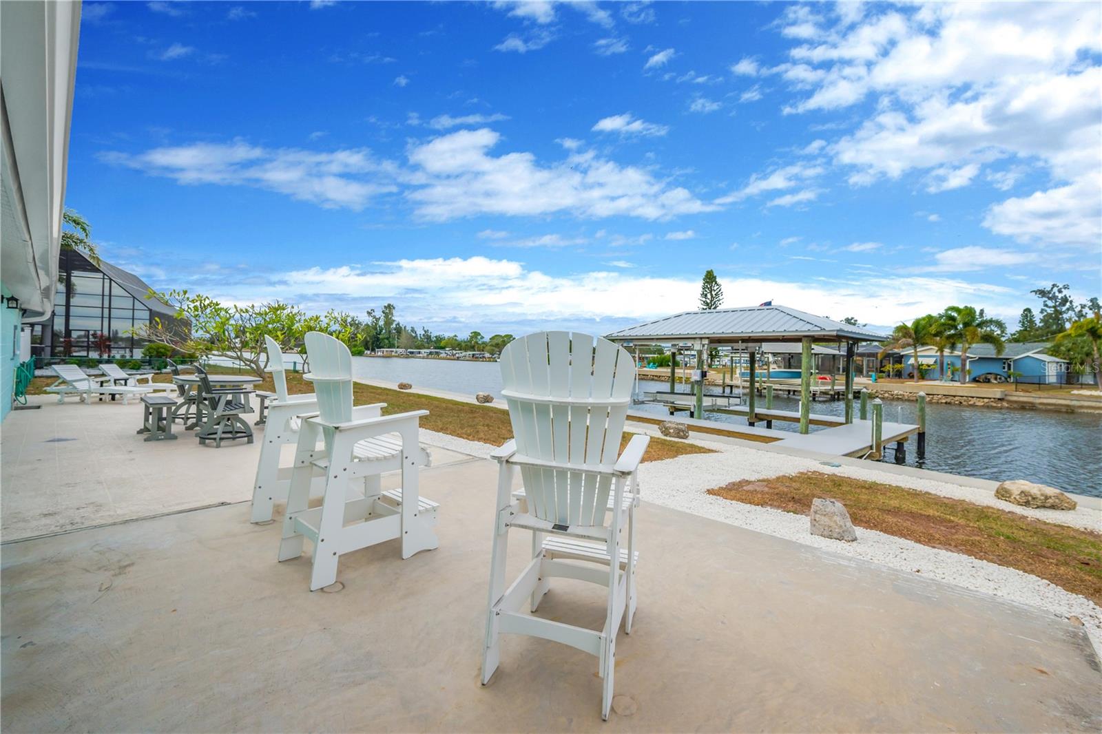 Image 24 of 37 For 827 Blue Heron Boulevard