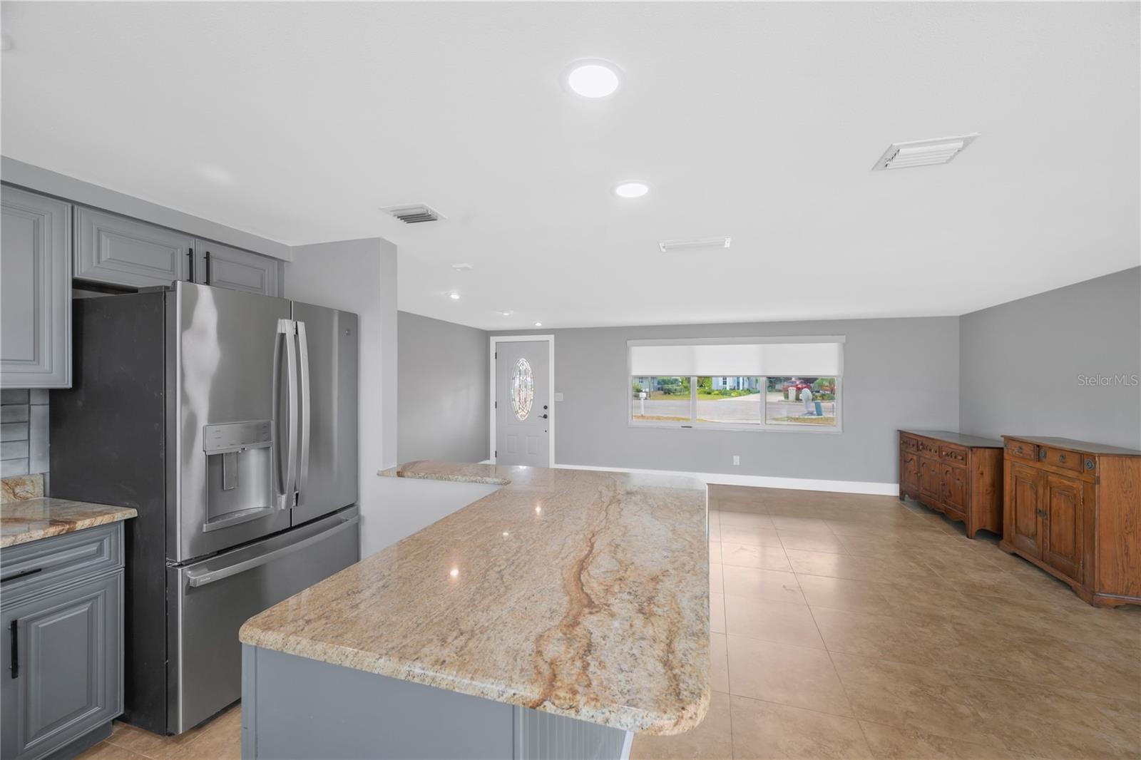 Image 6 of 37 For 827 Blue Heron Boulevard