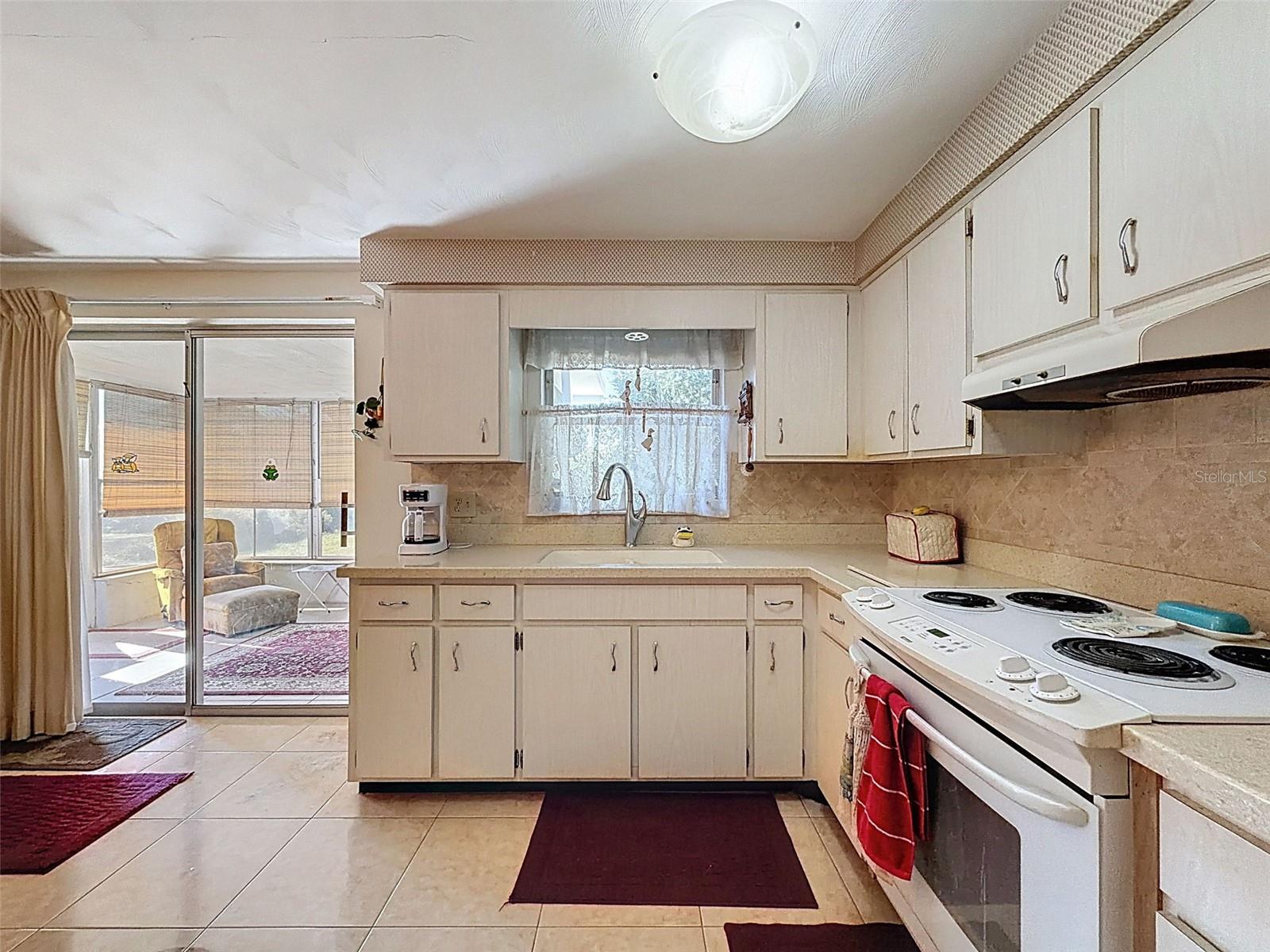 Image 6 of 17 For 5031 Overlook Drive