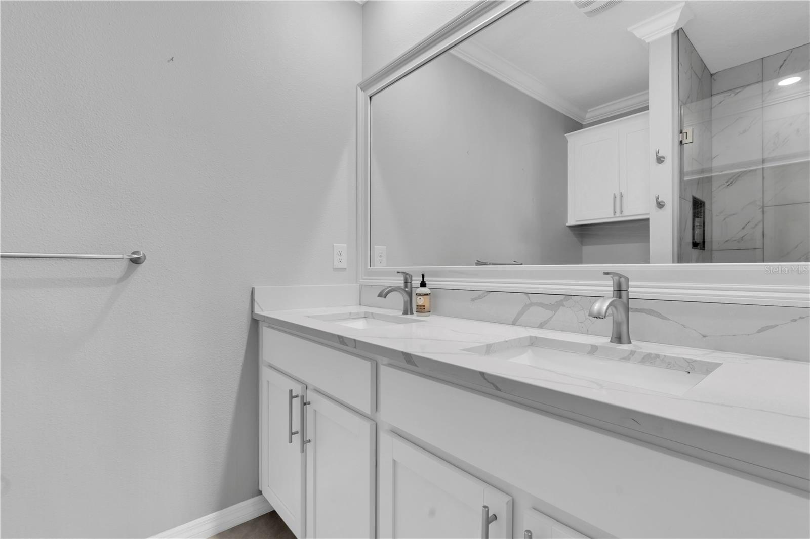 Image 17 of 42 For 31130 Penny Surf Loop