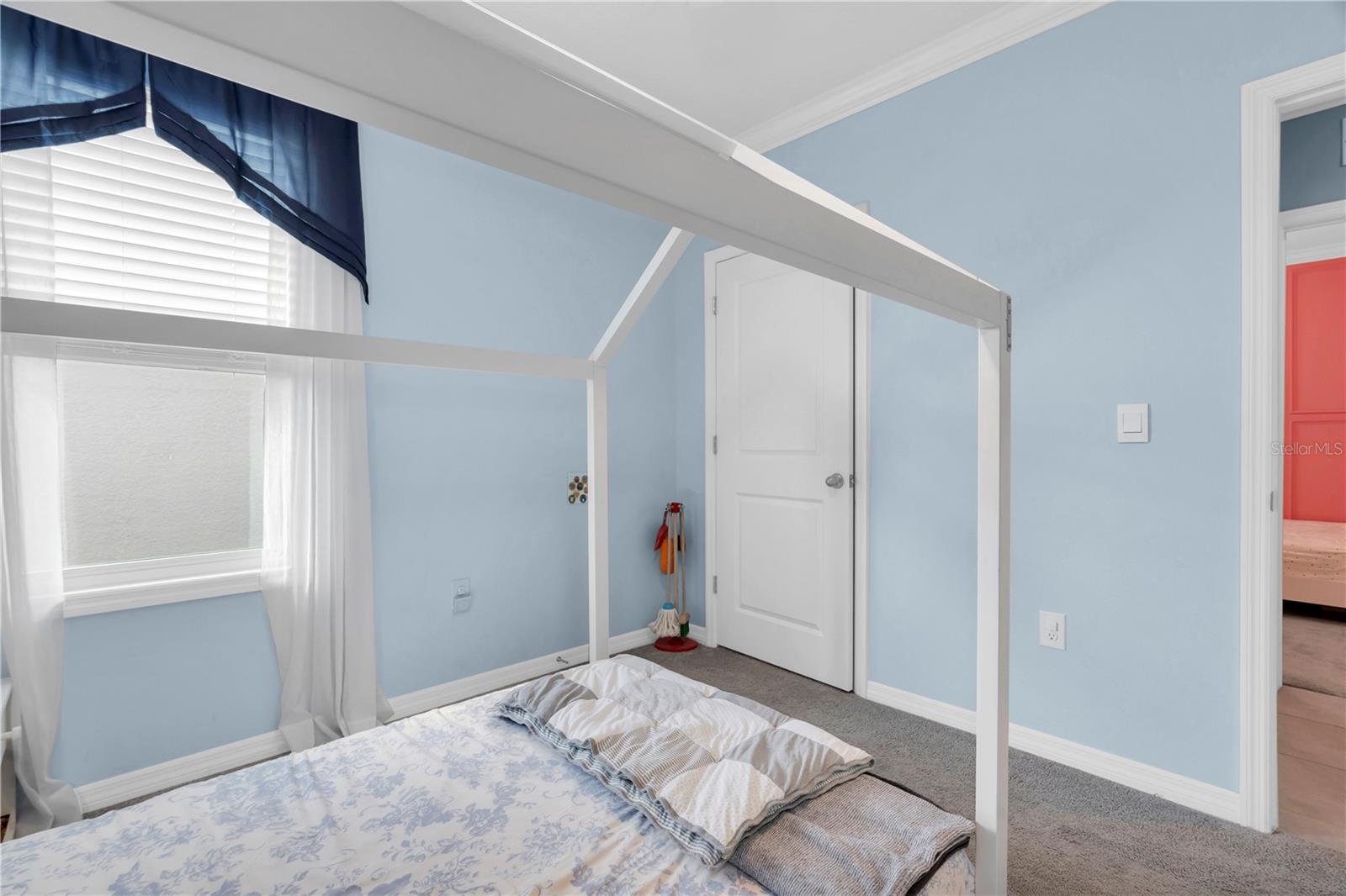 Image 20 of 42 For 31130 Penny Surf Loop