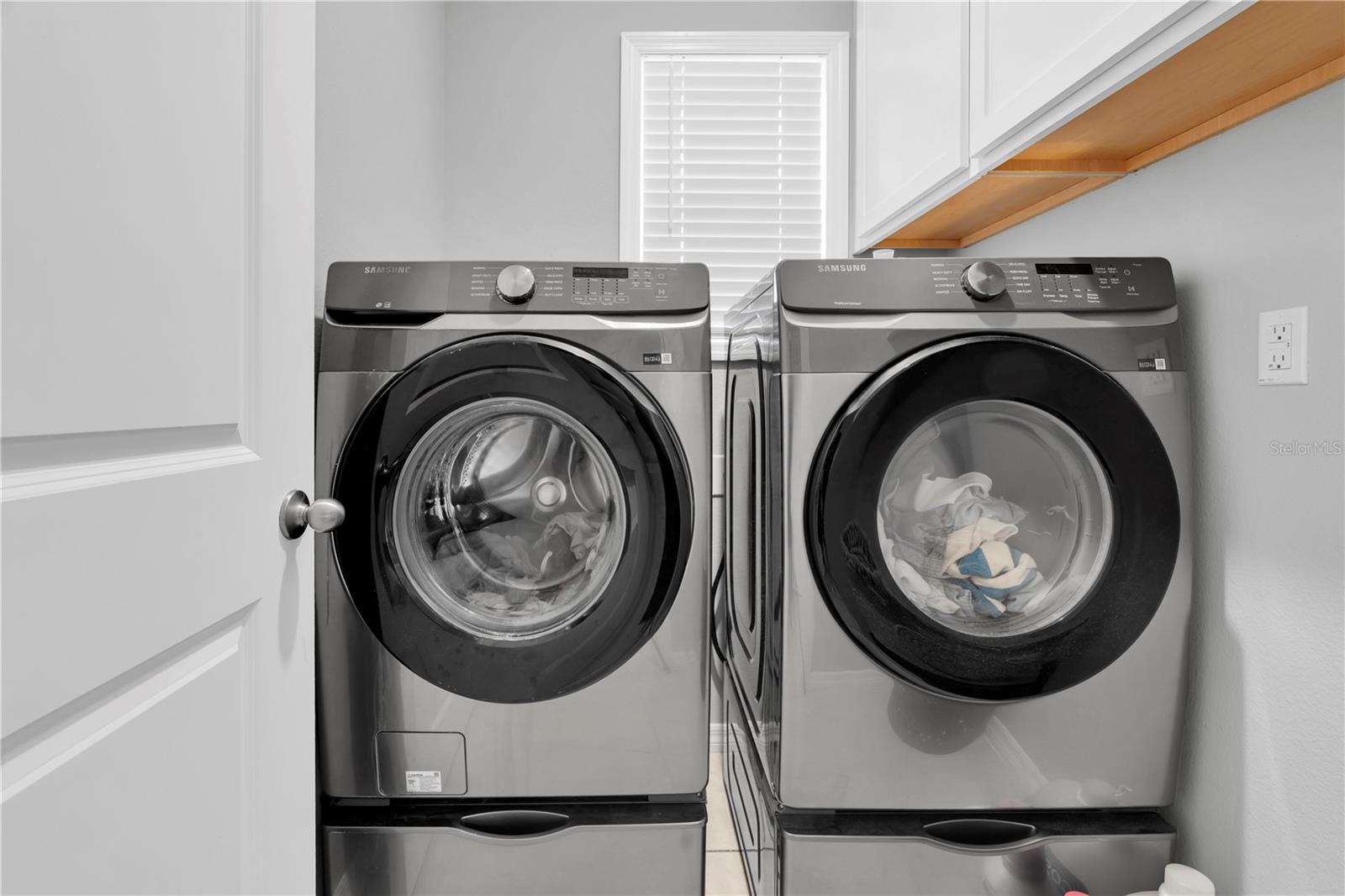 Image 24 of 42 For 31130 Penny Surf Loop