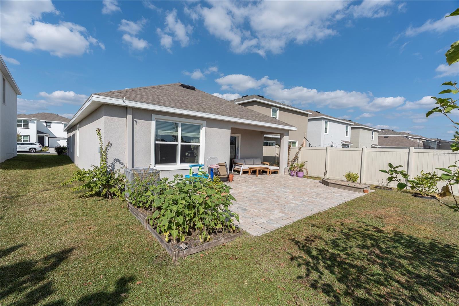 Image 27 of 42 For 31130 Penny Surf Loop