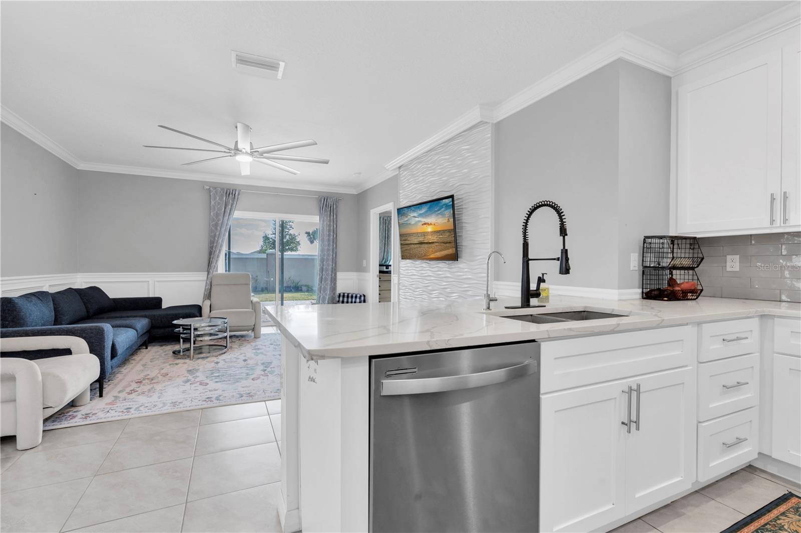 Image 8 of 42 For 31130 Penny Surf Loop