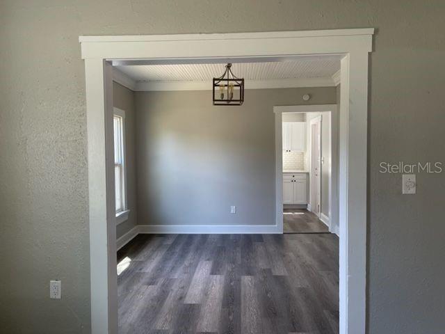 Image 15 of 63 For 1034 Queen Street N