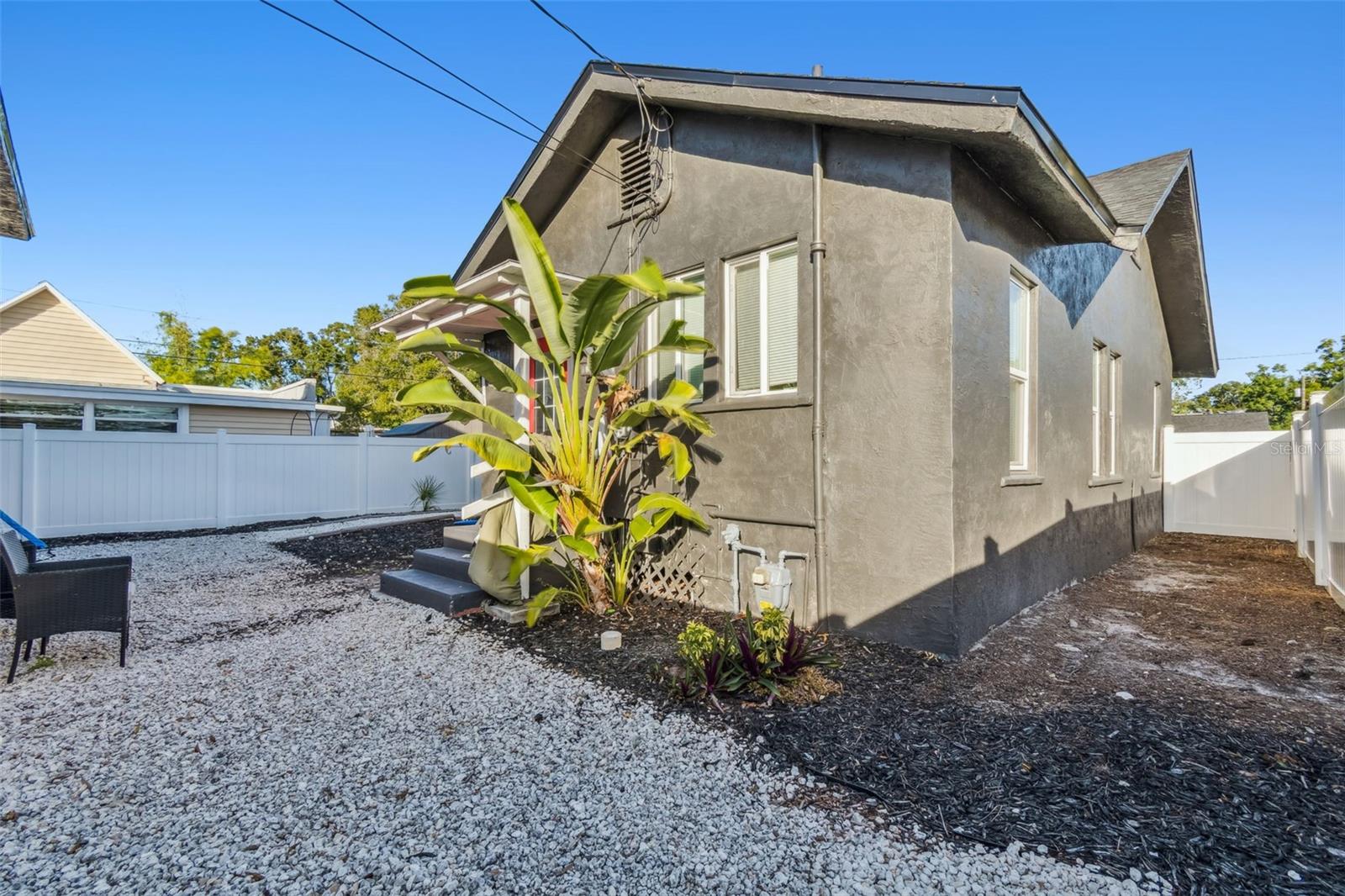 Image 31 of 63 For 1034 Queen Street N