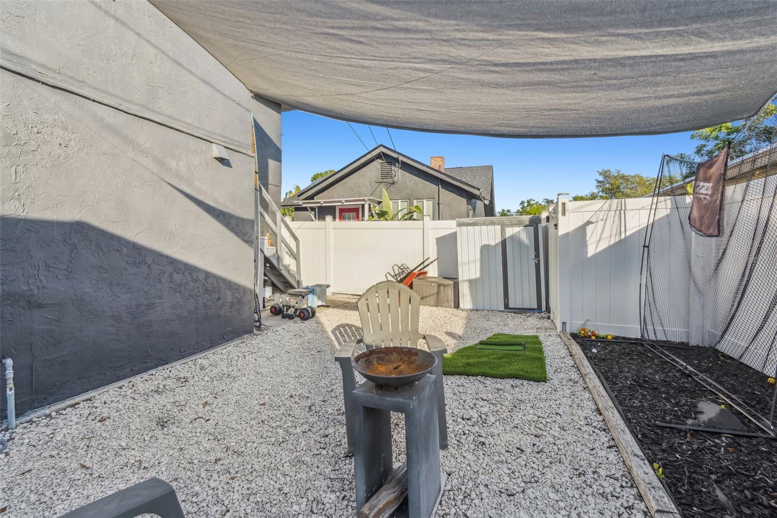 Image 37 of 63 For 1034 Queen Street N