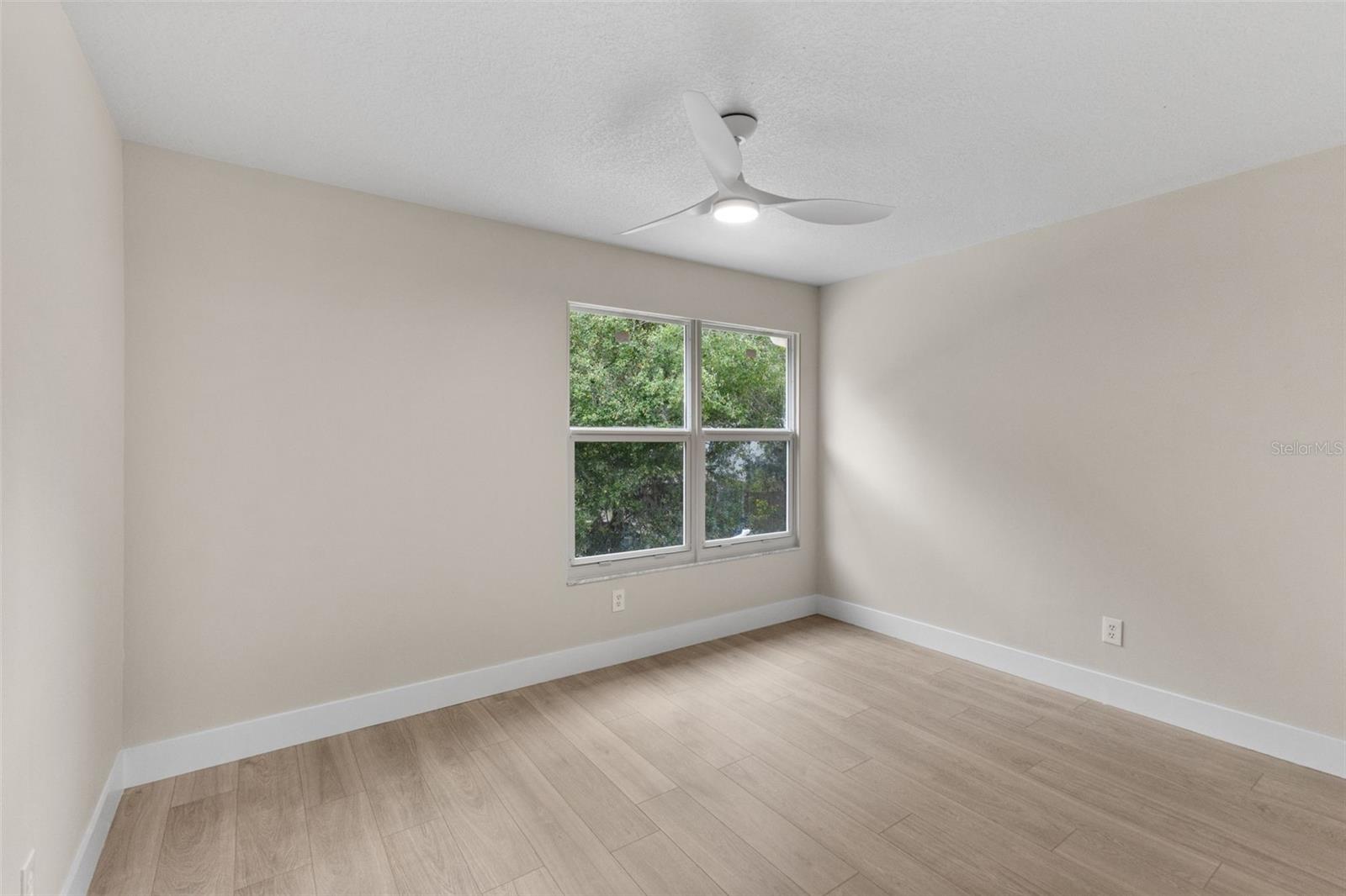 Image 21 of 34 For 4242 Ellinwood Boulevard