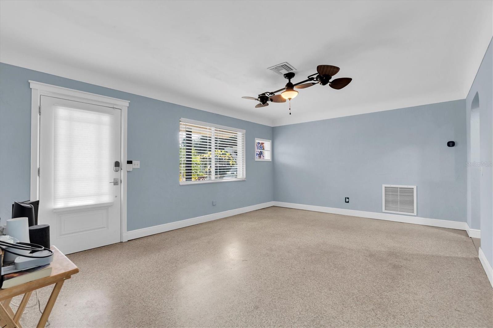 Image 4 of 28 For 5619 23rd Avenue S