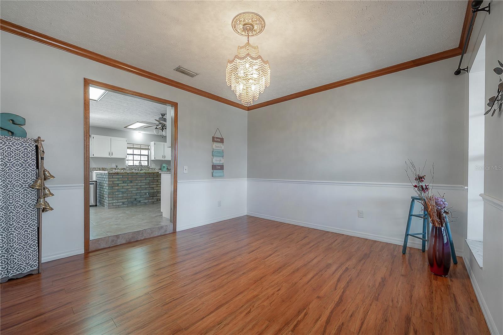 Image 15 of 79 For 9826 Gallagher Road