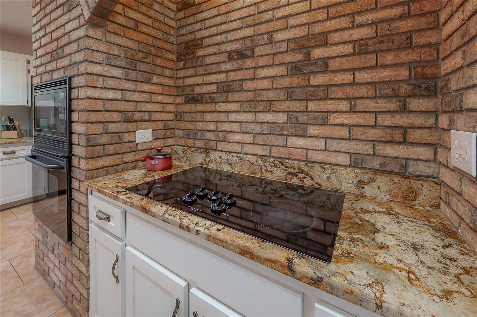 Image 18 of 79 For 9826 Gallagher Road