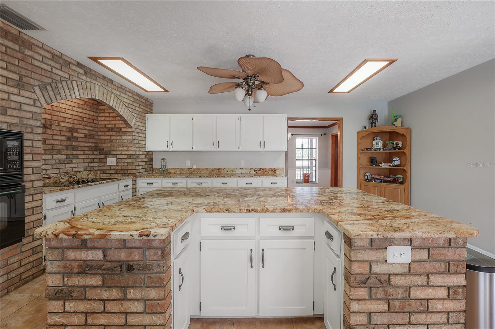 Image 19 of 79 For 9826 Gallagher Road