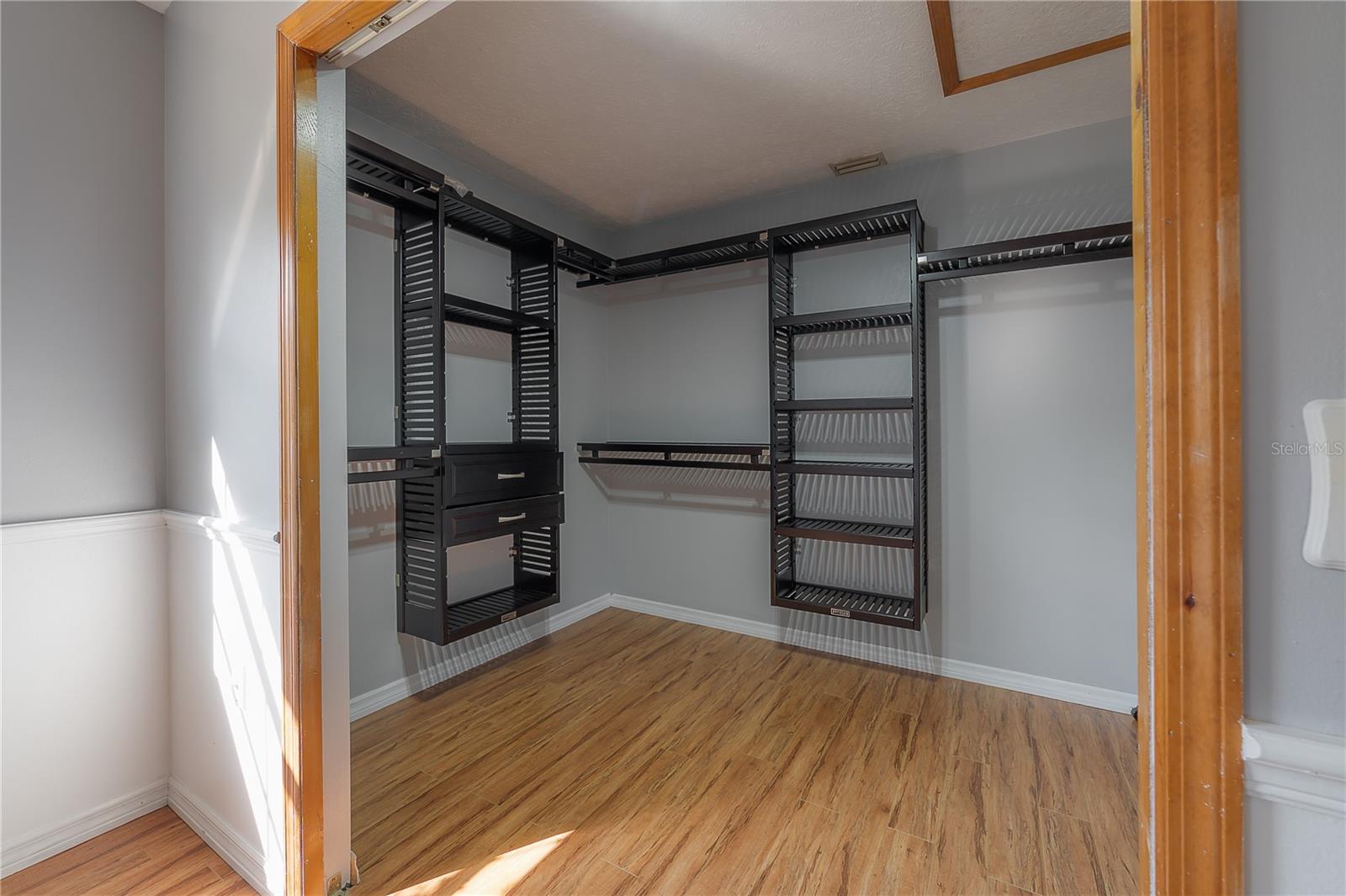 Image 31 of 79 For 9826 Gallagher Road