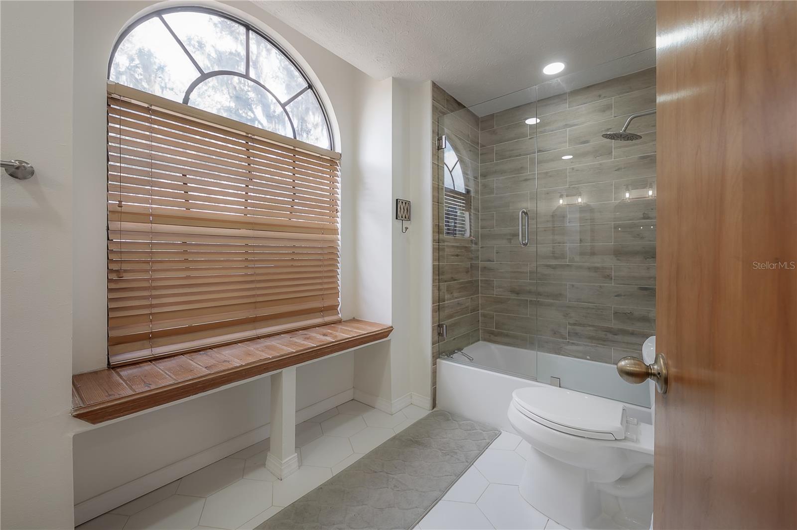 Image 39 of 79 For 9826 Gallagher Road