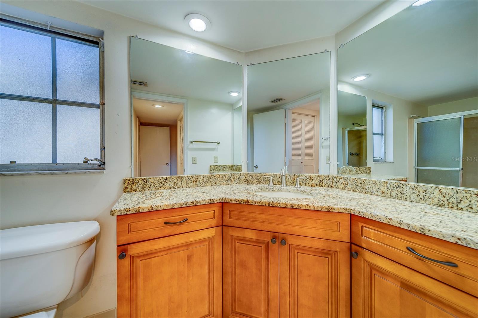 Image 27 of 50 For 69 Country Club Drive