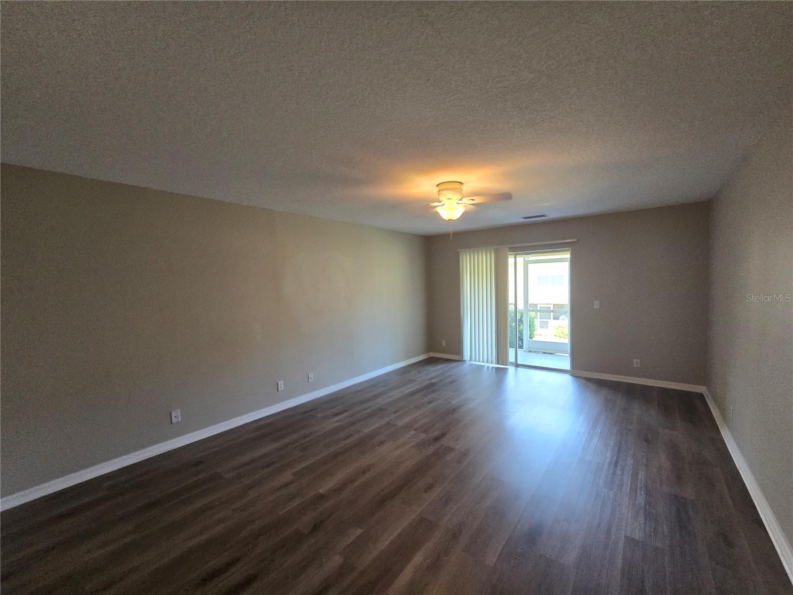 Image 4 of 14 For 236 Castlekeeper Place