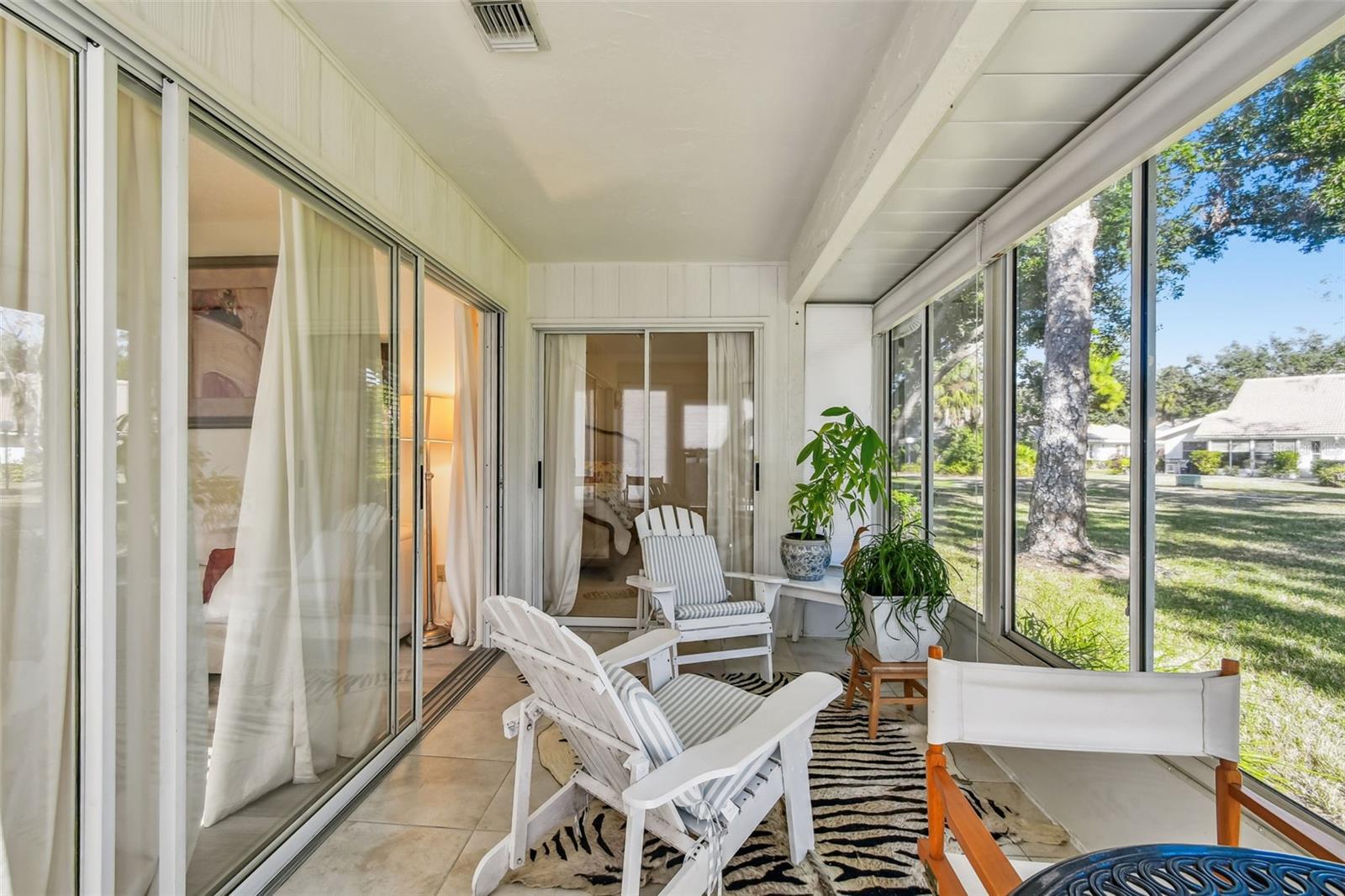 Image 25 of 49 For 5729 Garden Lakes Palm 98