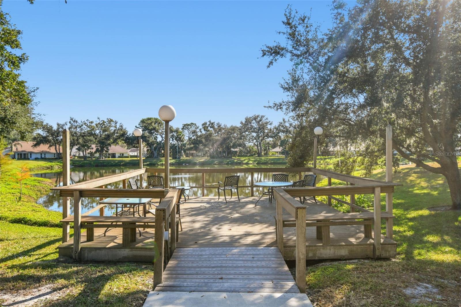 Image 27 of 49 For 5729 Garden Lakes Palm 98