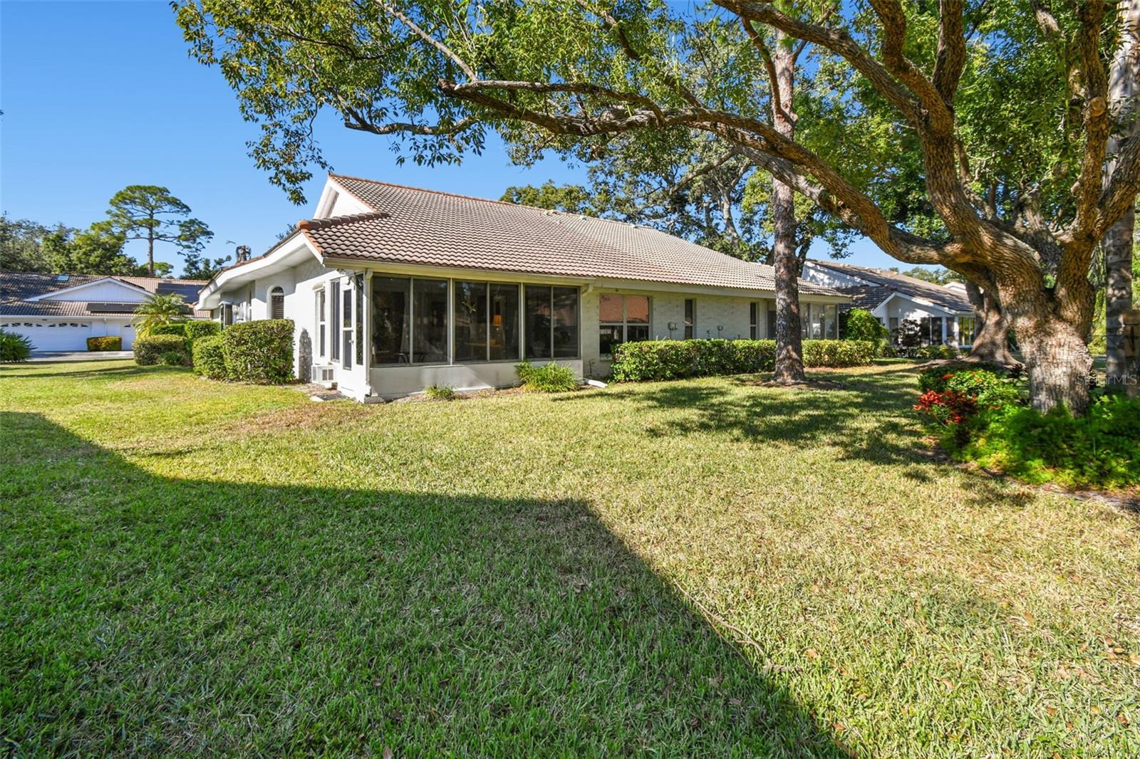 Image 29 of 49 For 5729 Garden Lakes Palm 98