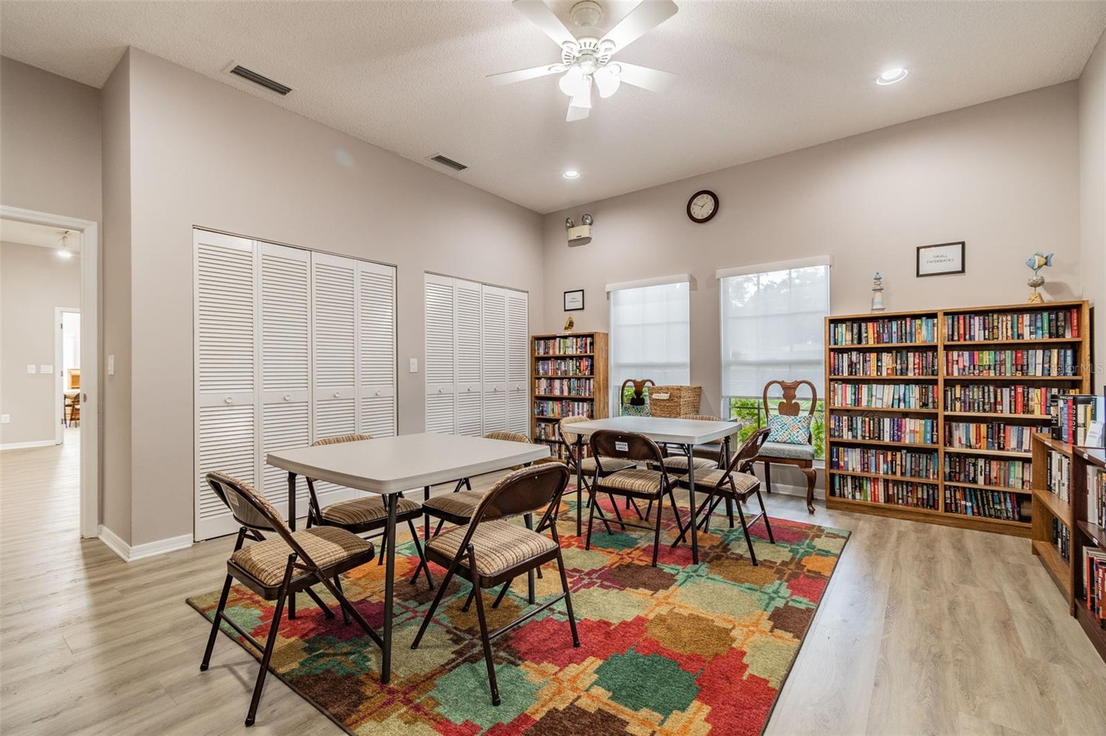 Image 46 of 49 For 5729 Garden Lakes Palm 98