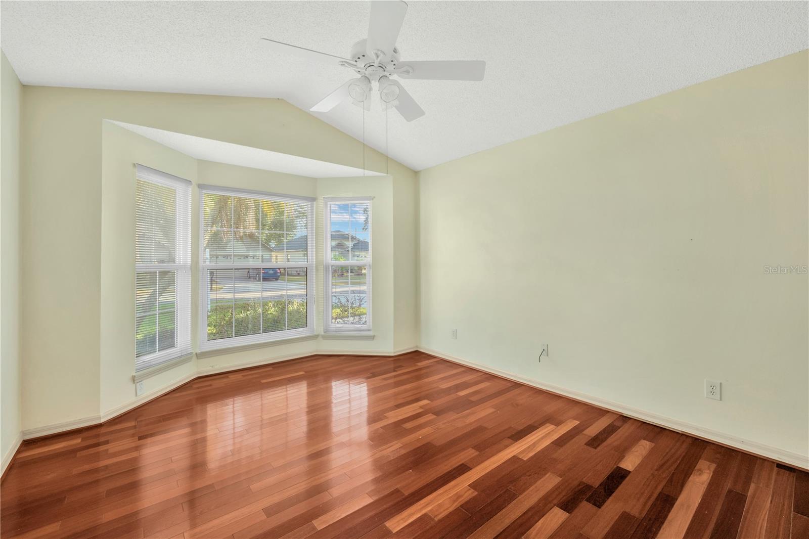 Image 16 of 48 For 1610 Elk Spring Drive