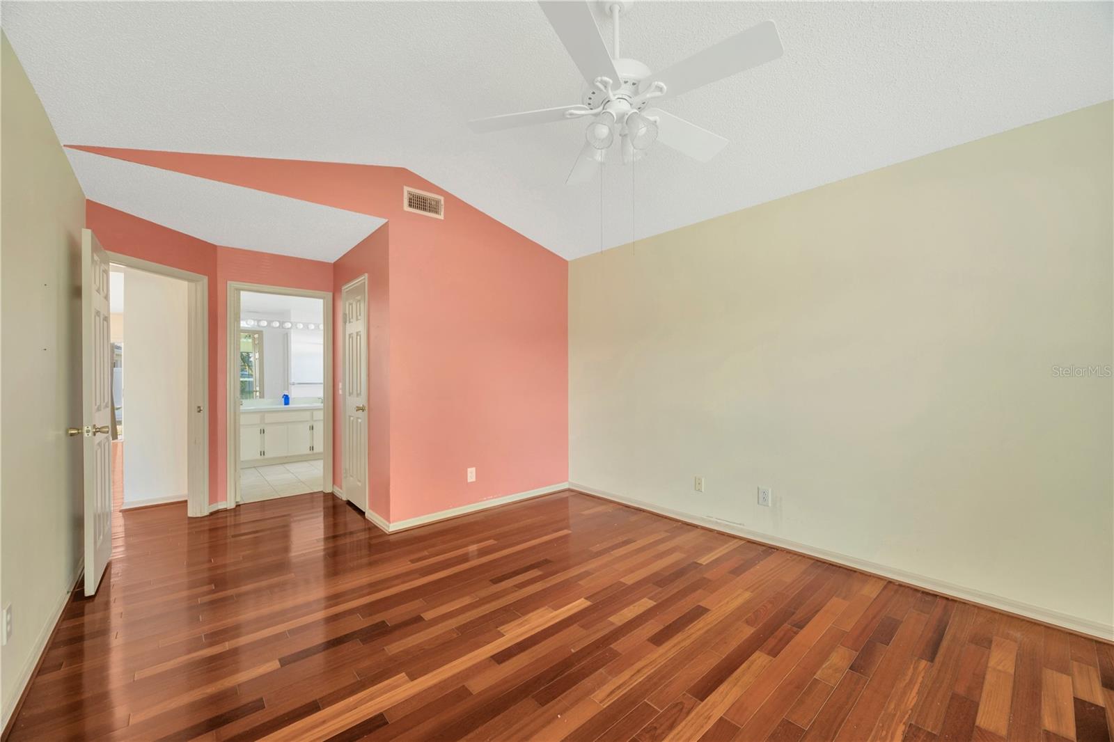 Image 17 of 48 For 1610 Elk Spring Drive