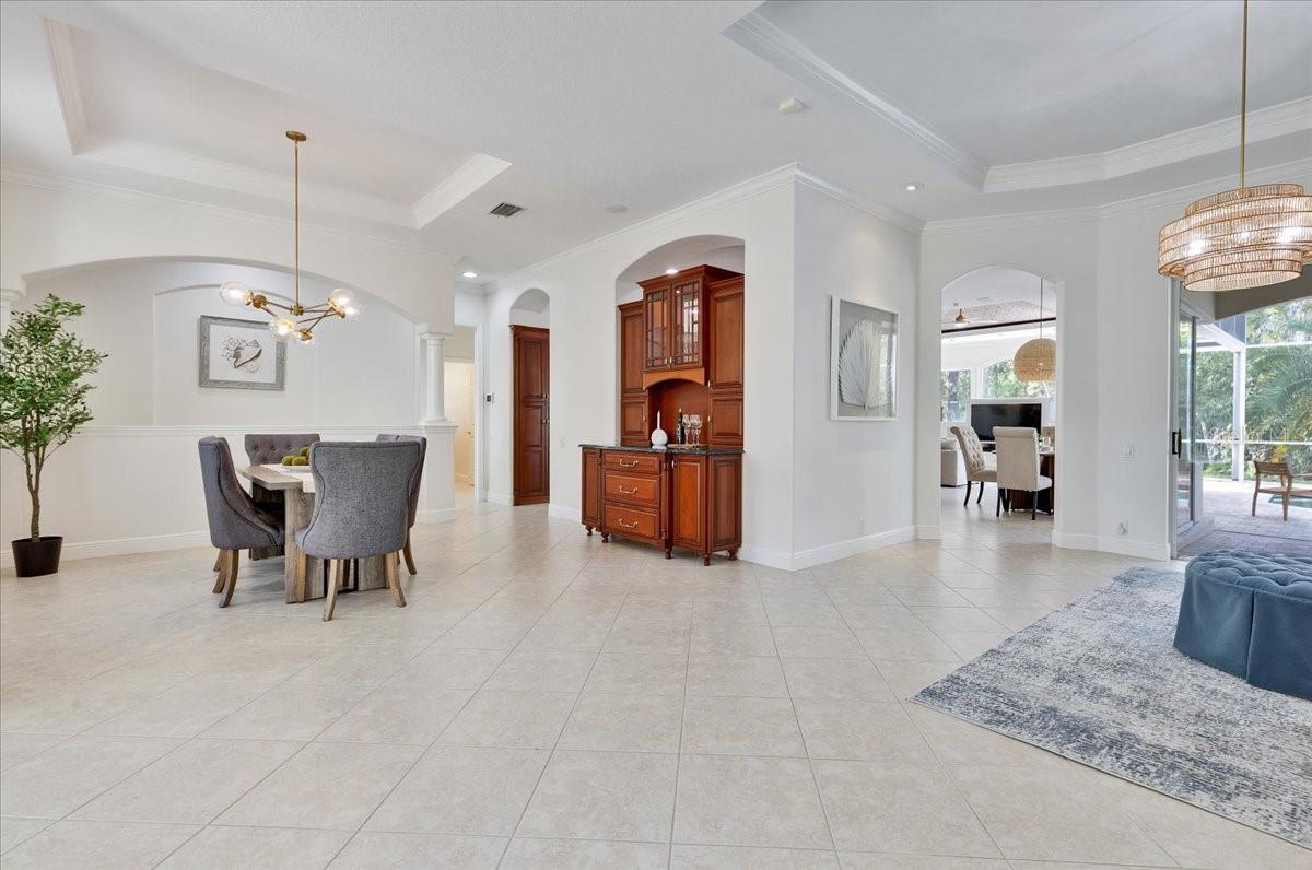 Image 11 of 97 For 9814 Emerald Links Drive