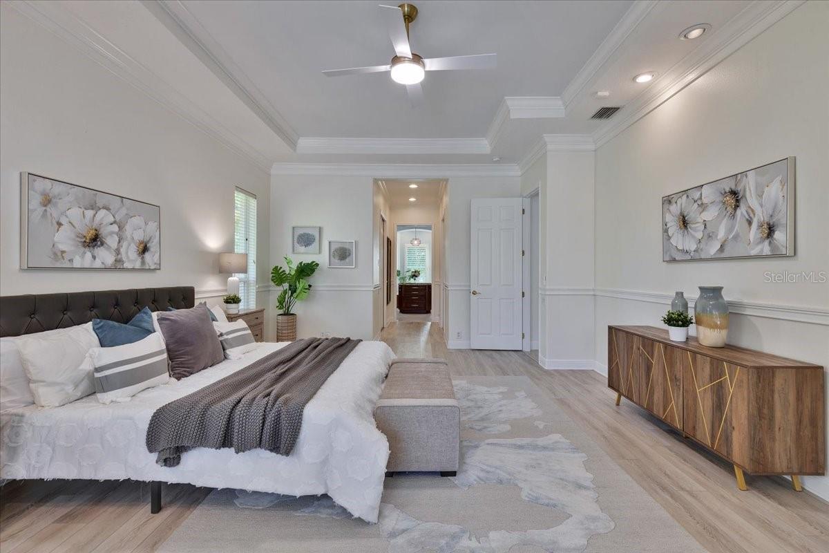 Image 23 of 97 For 9814 Emerald Links Drive