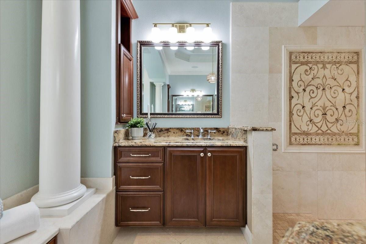 Image 27 of 97 For 9814 Emerald Links Drive