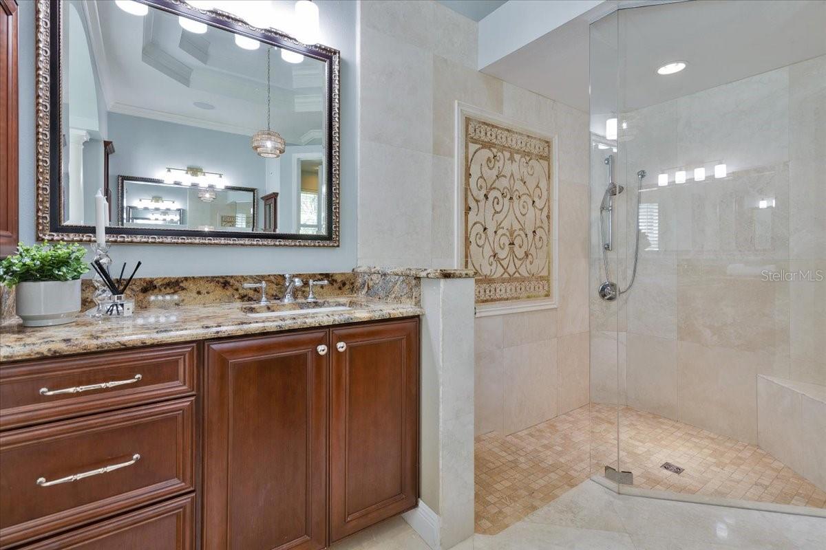 Image 28 of 97 For 9814 Emerald Links Drive