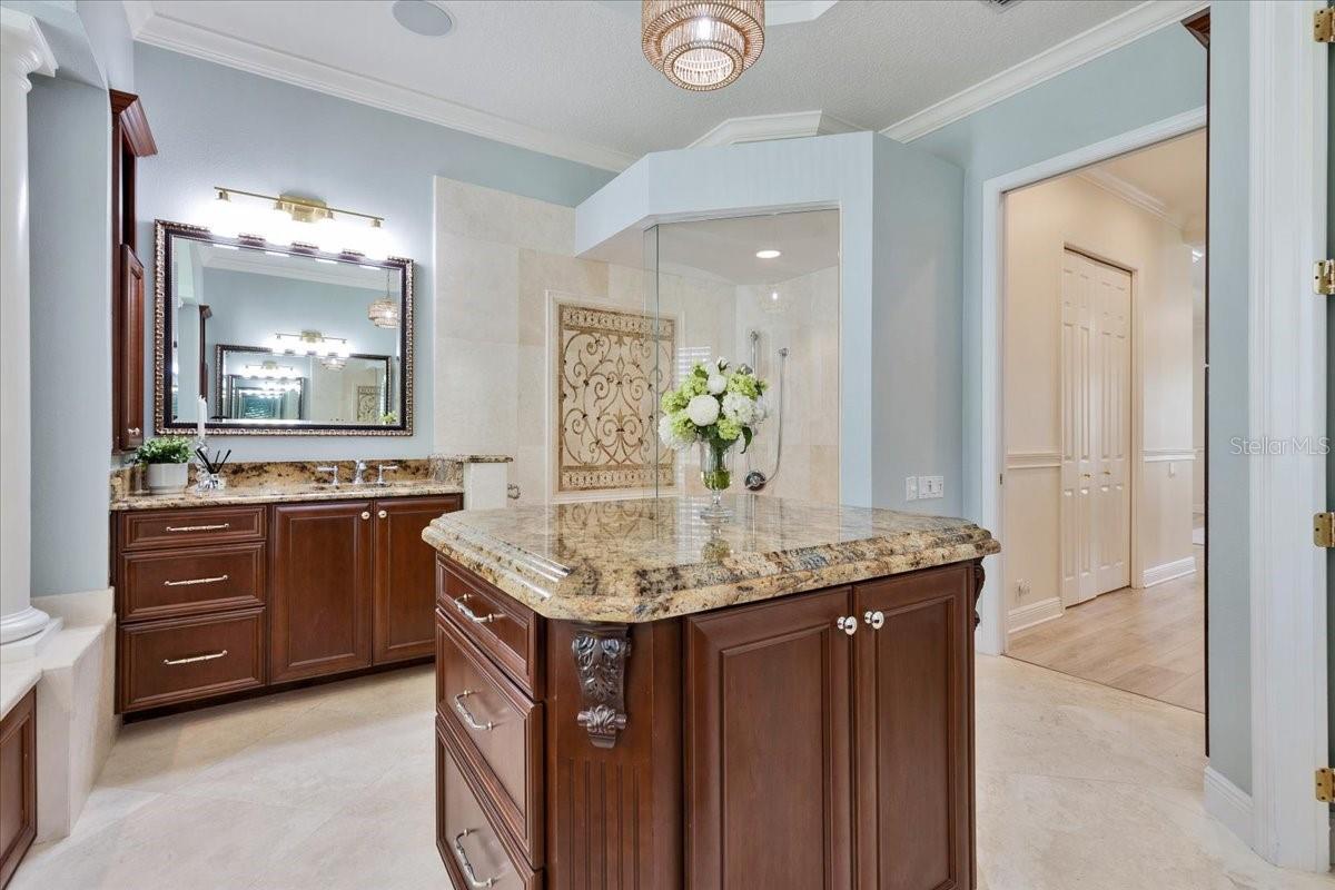 Image 33 of 97 For 9814 Emerald Links Drive