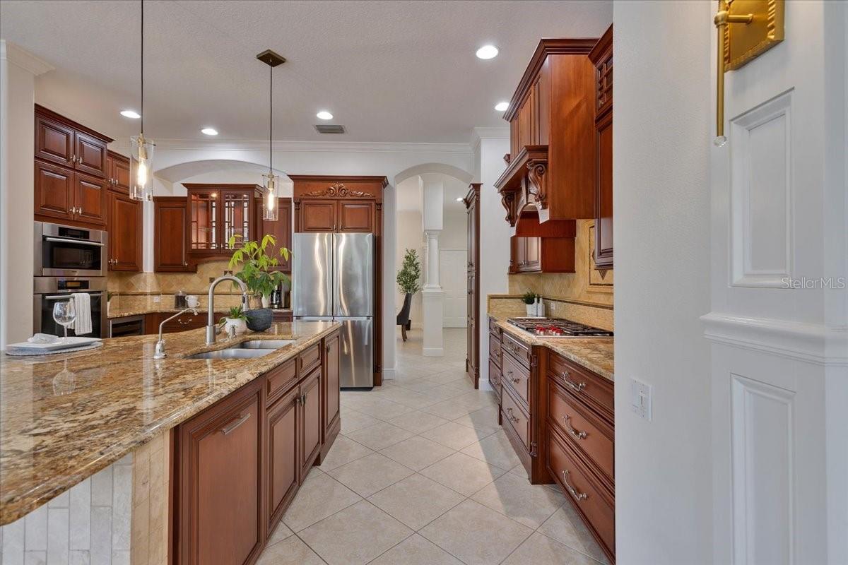 Image 39 of 97 For 9814 Emerald Links Drive