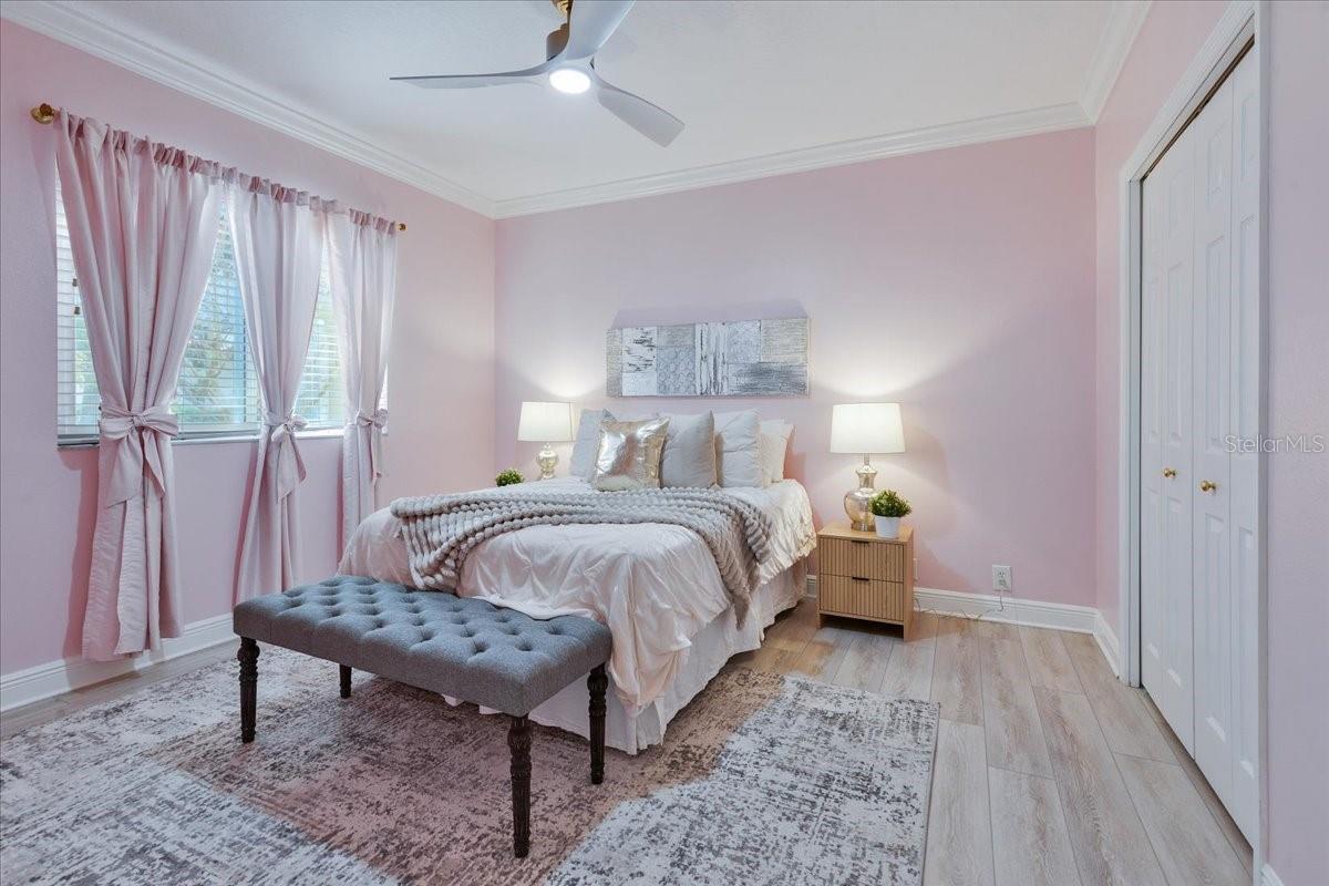 Image 50 of 97 For 9814 Emerald Links Drive