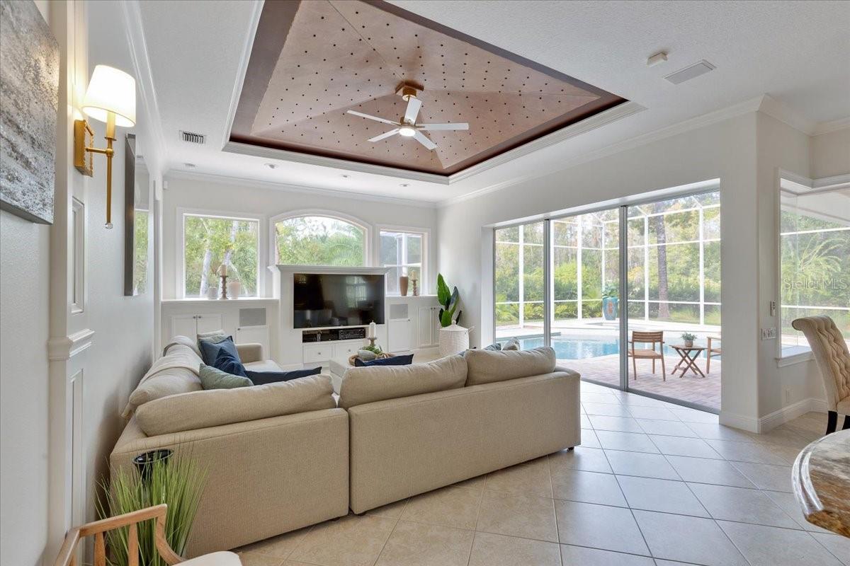 Image 52 of 97 For 9814 Emerald Links Drive