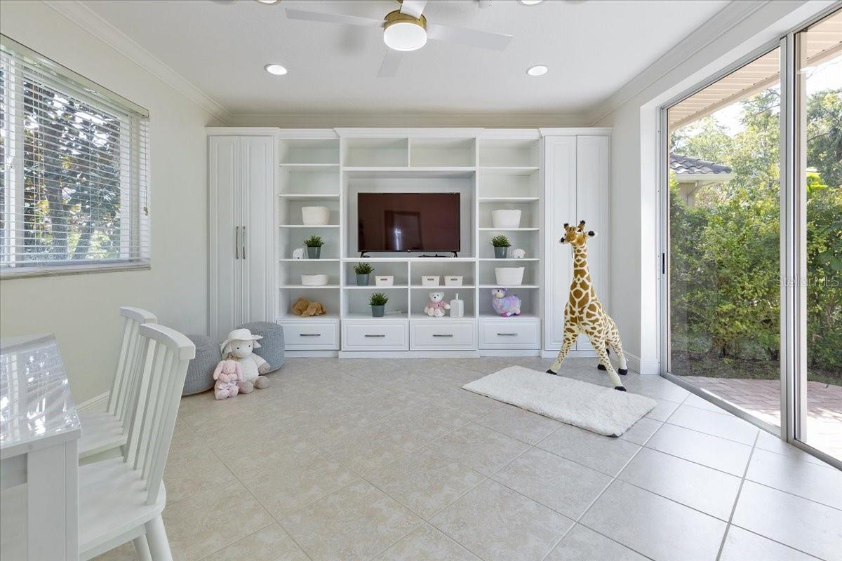 Image 61 of 97 For 9814 Emerald Links Drive