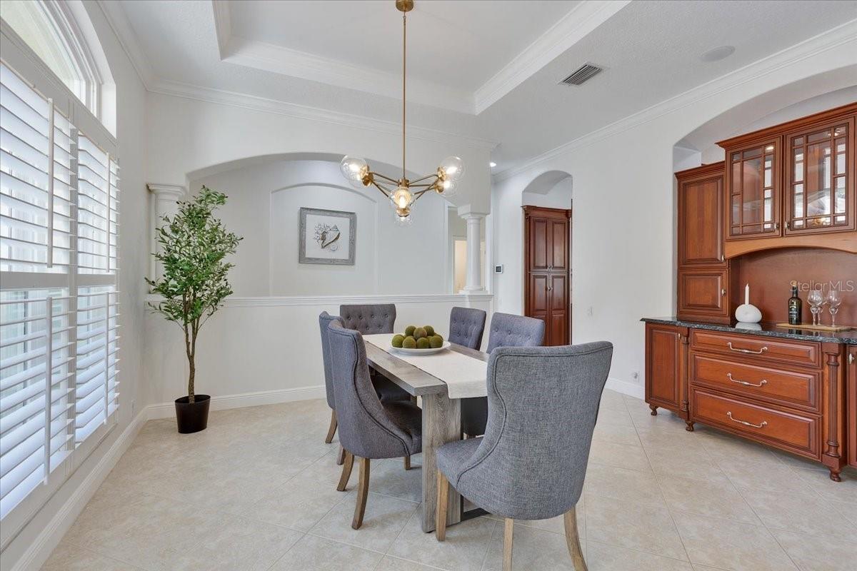 Image 8 of 97 For 9814 Emerald Links Drive