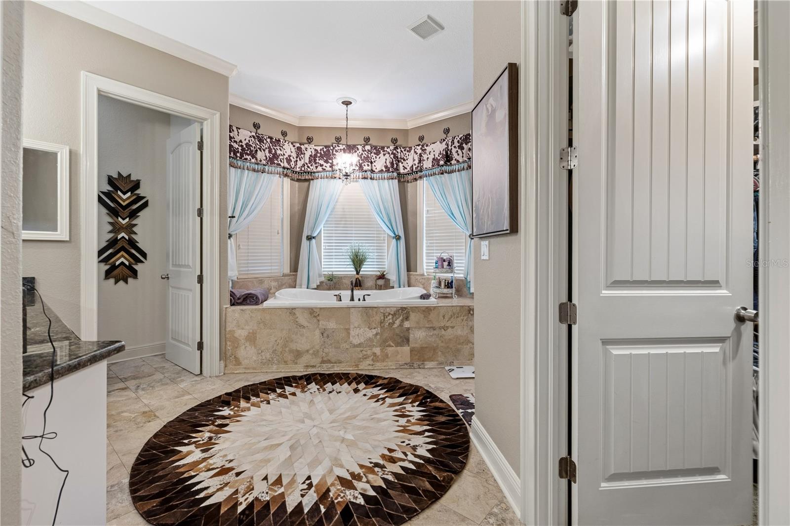 Image 25 of 52 For 2209 Lost River Trail