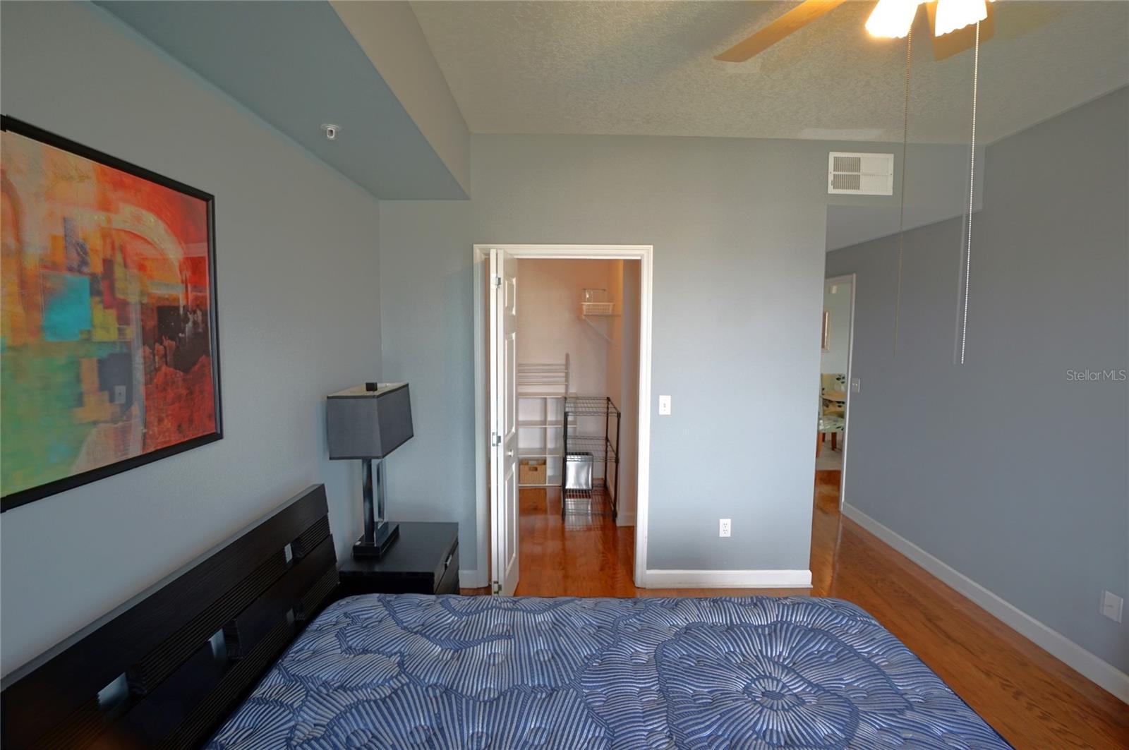 Image 15 of 39 For 345 Bayshore Boulevard 1810