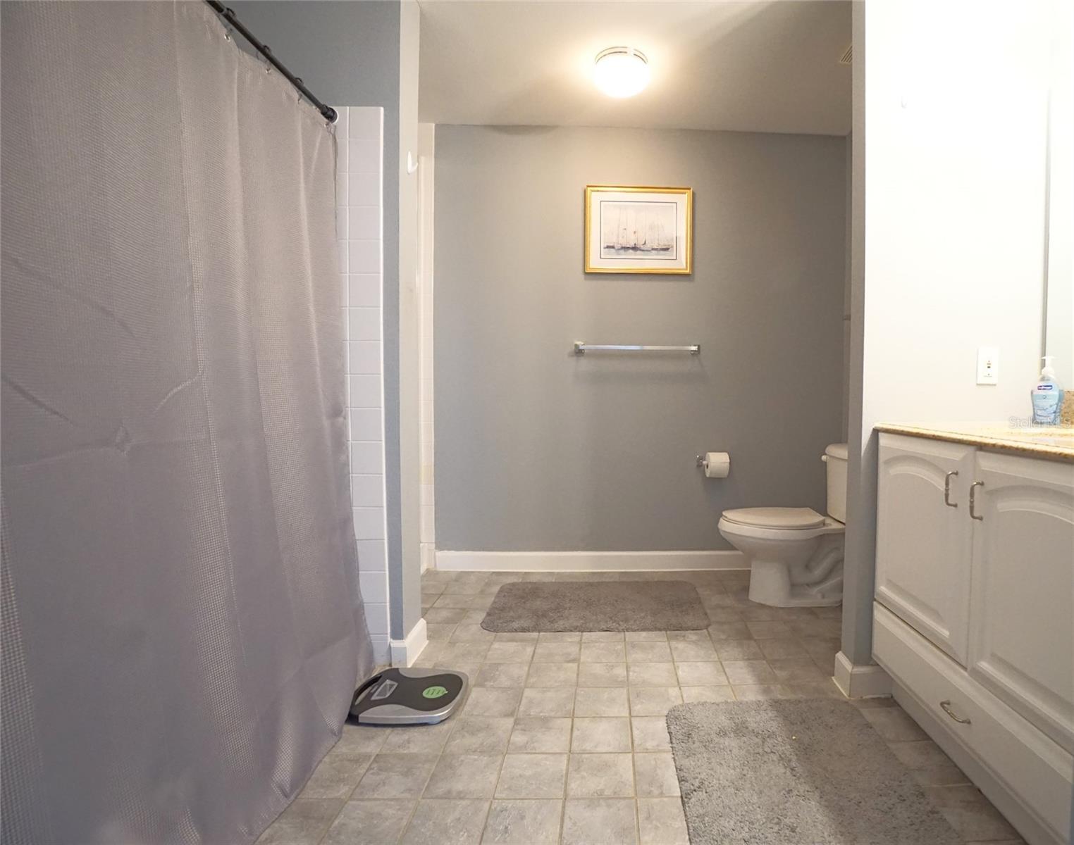 Image 20 of 39 For 345 Bayshore Boulevard 1810