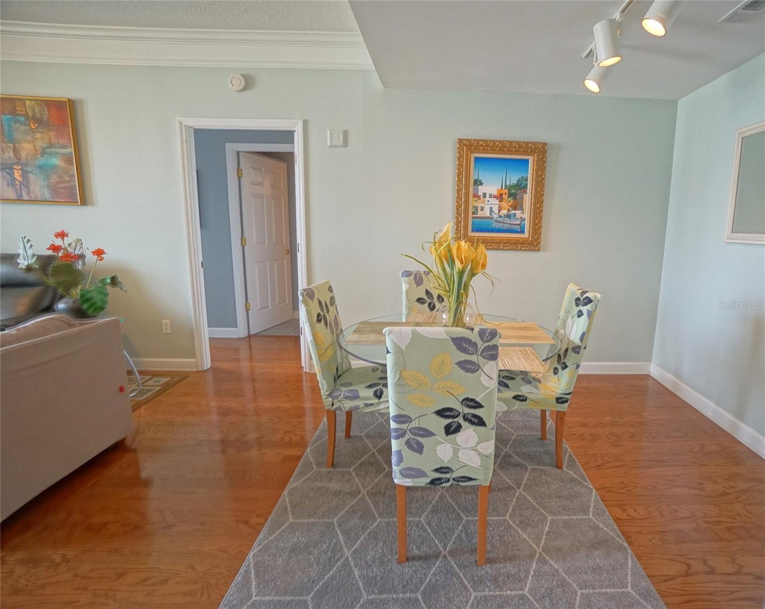 Image 21 of 39 For 345 Bayshore Boulevard 1810