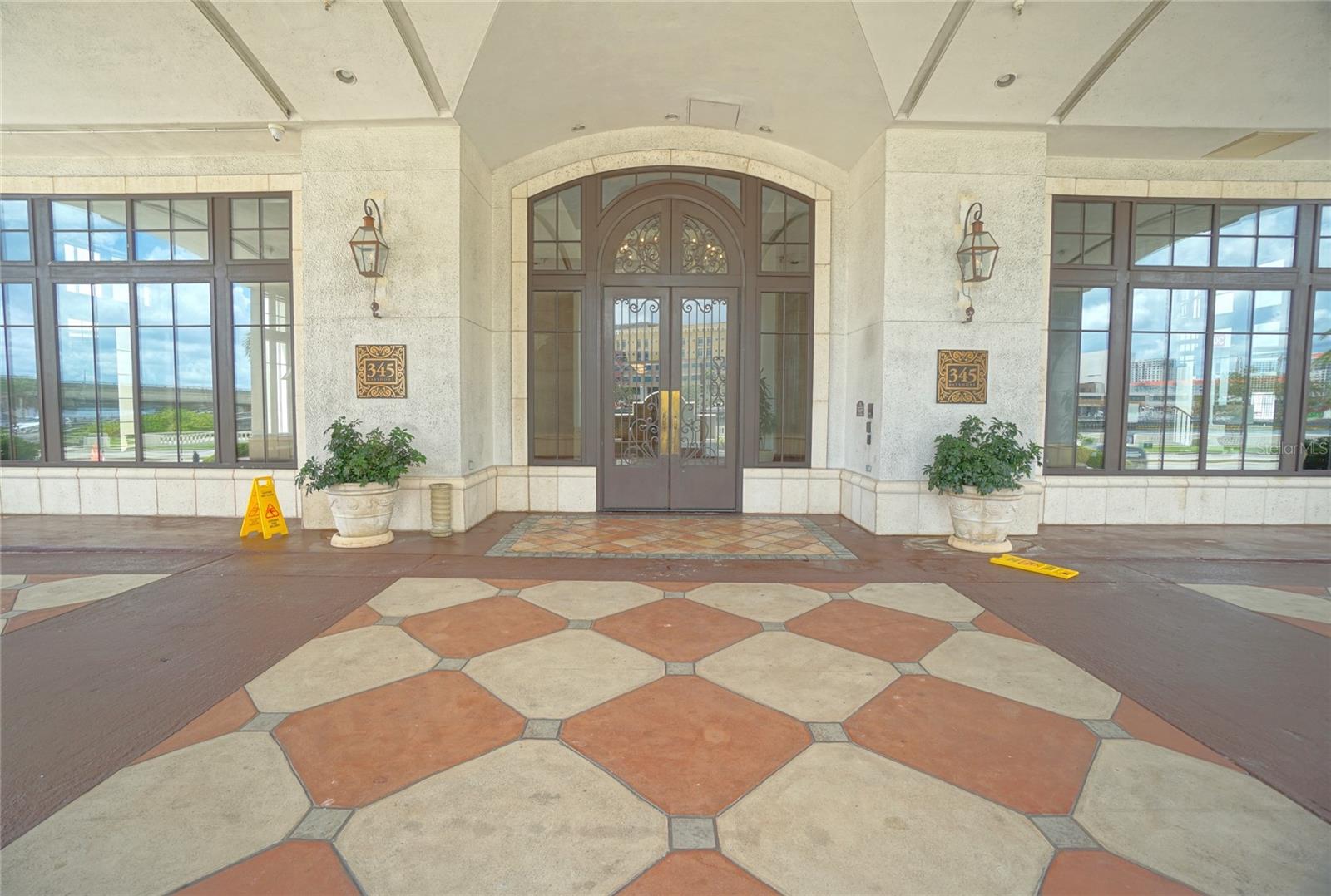 Image 25 of 39 For 345 Bayshore Boulevard 1810