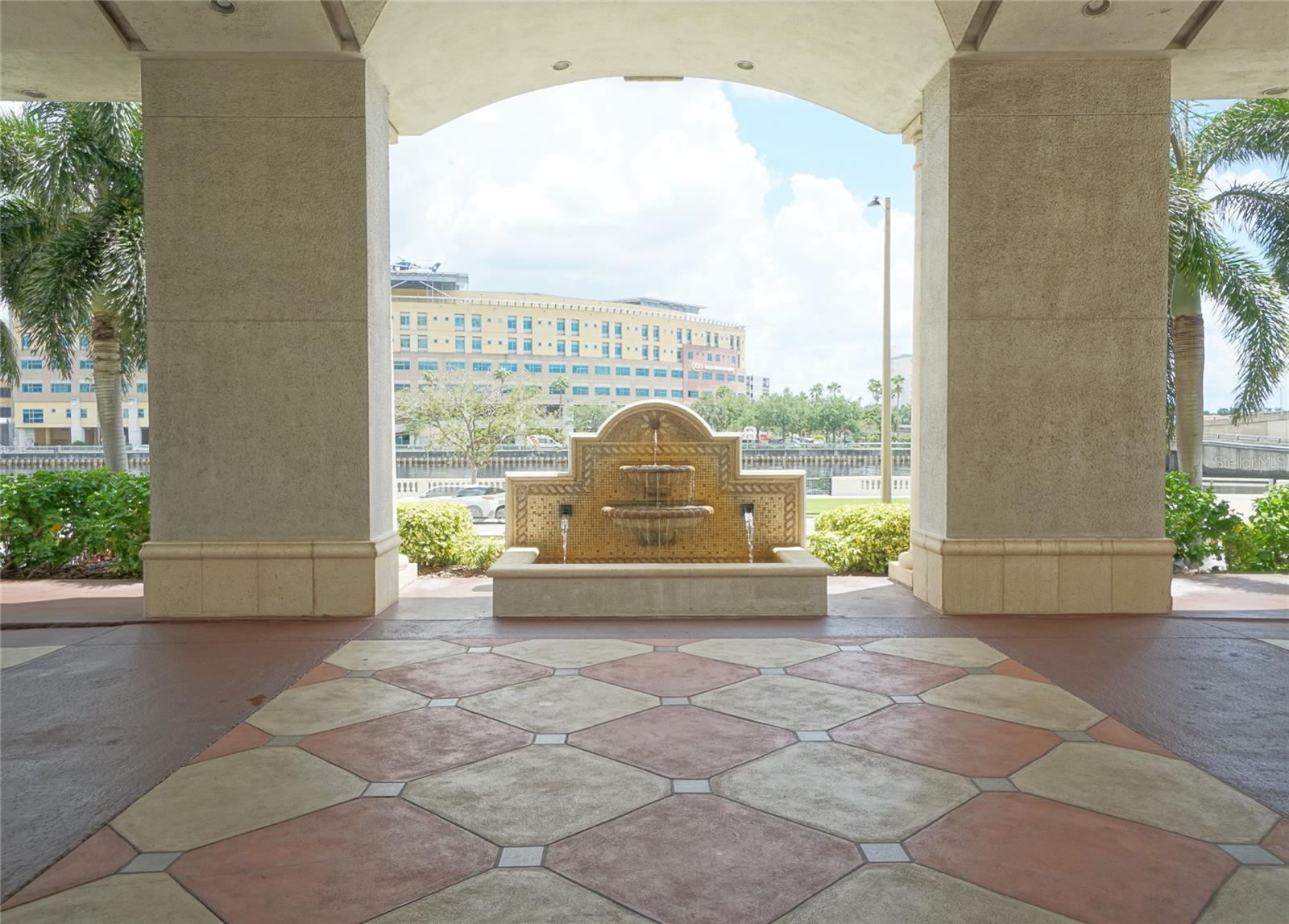 Image 26 of 39 For 345 Bayshore Boulevard 1810