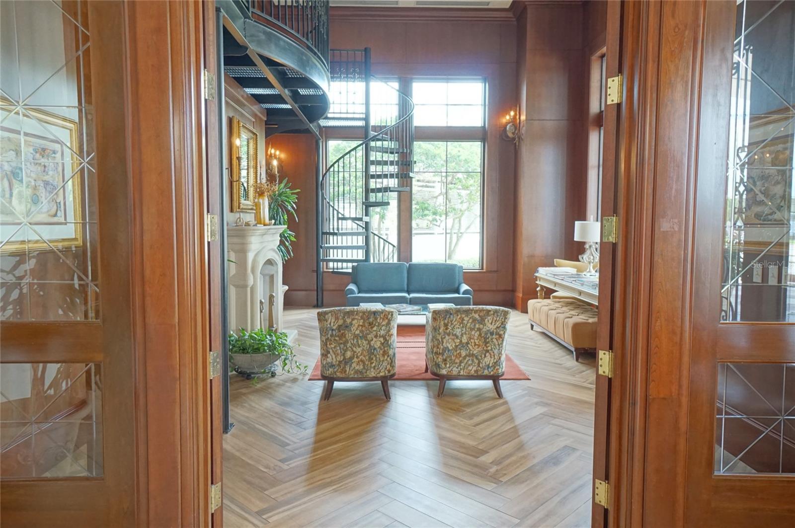 Image 27 of 39 For 345 Bayshore Boulevard 1810