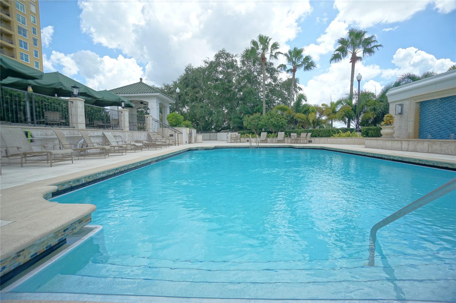 Image 36 of 39 For 345 Bayshore Boulevard 1810