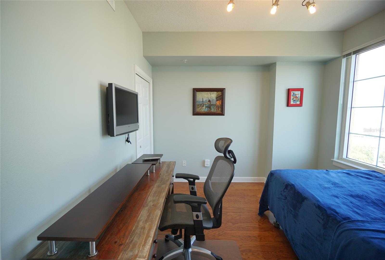 Image 38 of 39 For 345 Bayshore Boulevard 1810